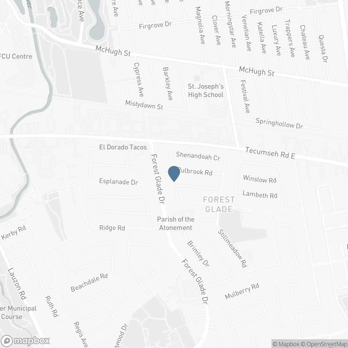 10205 PULBROOK, Windsor, Ontario N8R 1C2